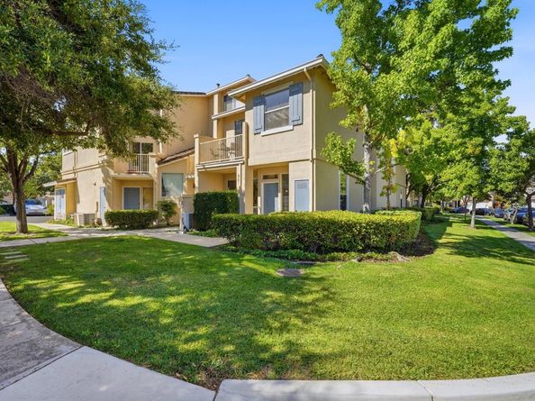 513 Manhattan Place, San Jose CA 95136
