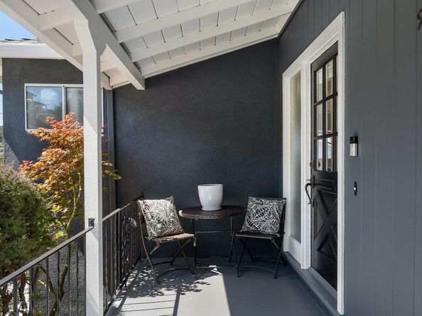 940 Glenview Drive, San Bruno CA 94066