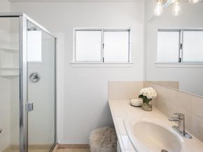 940 Glenview Drive, San Bruno CA 94066
