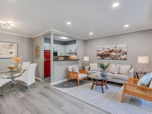 3 Admiral Drive F267, Emeryville CA 94608