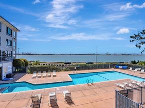 3 Admiral Drive F267, Emeryville CA 94608