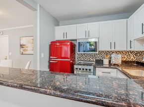 3 Admiral Drive F267, Emeryville CA 94608
