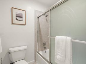 1031 Crestview Drive 101, Mountain View CA 94040