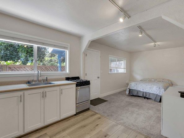 61 Ocean Street, Davenport CA 95017