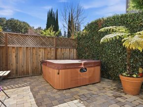 1333 Hoover Street, Menlo Park CA 94025