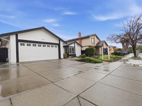 4542 Amiens Avenue, Fremont CA 94555
