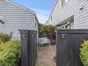 18 Cape Hatteras Court, Redwood City CA 94065