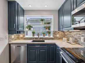 18 Cape Hatteras Court, Redwood City CA 94065