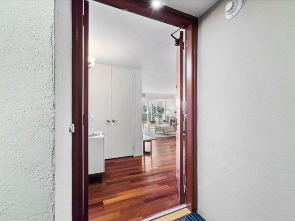 101 Alma Street 908, Palo Alto CA 94301