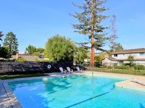 1102 Blue Lake Square, Mountain View CA 94040