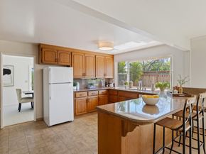 1102 Blue Lake Square, Mountain View CA 94040