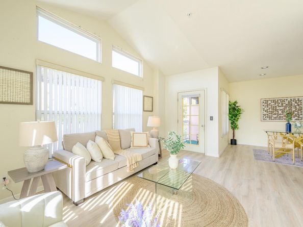 103 Stoneridge Lane 2210, San Francisco CA 94134