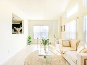 103 Stoneridge Lane 2210, San Francisco CA 94134