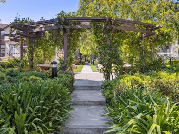 3048 Brunetti Way, San Jose CA 95125