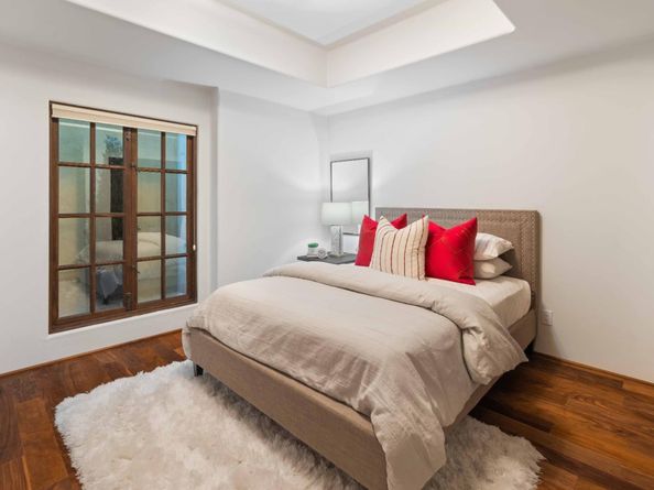 1932 Emerson Street, Palo Alto CA 94301