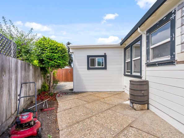 630 California Street, Watsonville CA 95076