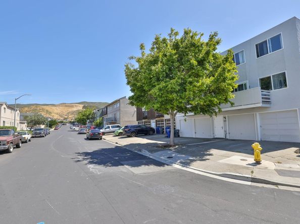 324 Susie Way, South San Francisco CA 94080