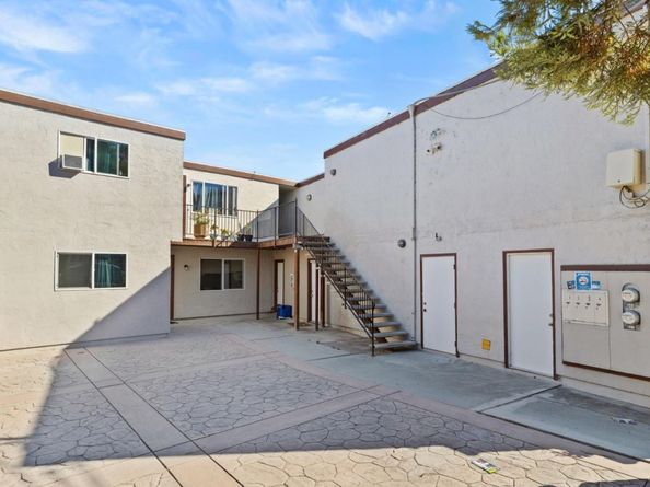 306 Beech Street, Redwood City CA 94063