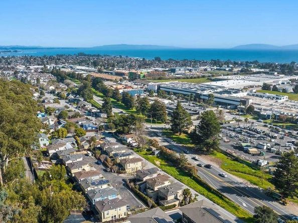 207 Grandview Street, Santa Cruz CA 95060
