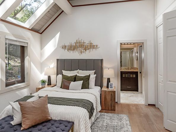128 Los Trancos Circle, Portola Valley CA 94028