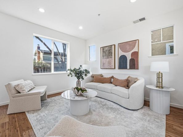 1421 Rosemary Street, Menlo Park CA 94025