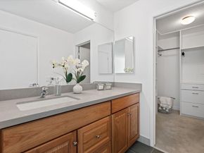 320 Vallejo Drive 22, Millbrae CA 94030