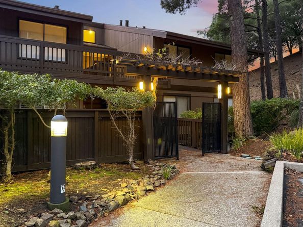 3387 Brittan Avenue 2, San Carlos CA 94070