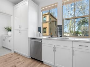 1070 Darwin Terrace 4, Sunnyvale CA 94085