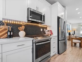 1070 Darwin Terrace 4, Sunnyvale CA 94085