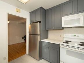 906-908 Haddon Drive, San Mateo CA 94402