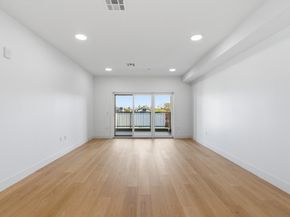 560 El Camino Real 207, San Carlos CA 94070