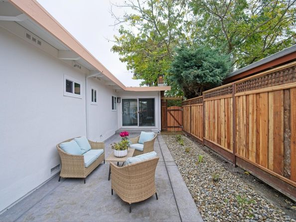744 Hamilton Lane, Santa Clara CA 95051