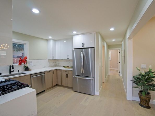744 Hamilton Lane, Santa Clara CA 95051