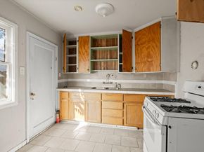 1364 E San Antonio, San Jose CA 95116