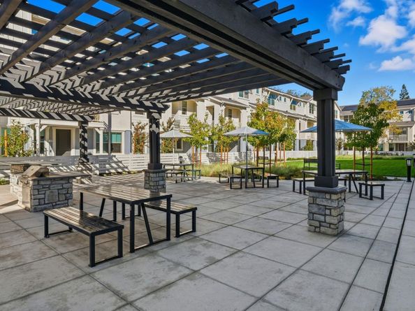 184 Oak Circle, Walnut Creek CA 94597