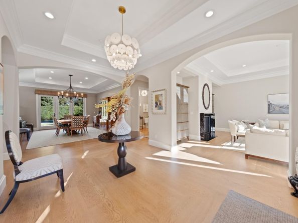 530 Barbara Way, Hillsborough CA 94010