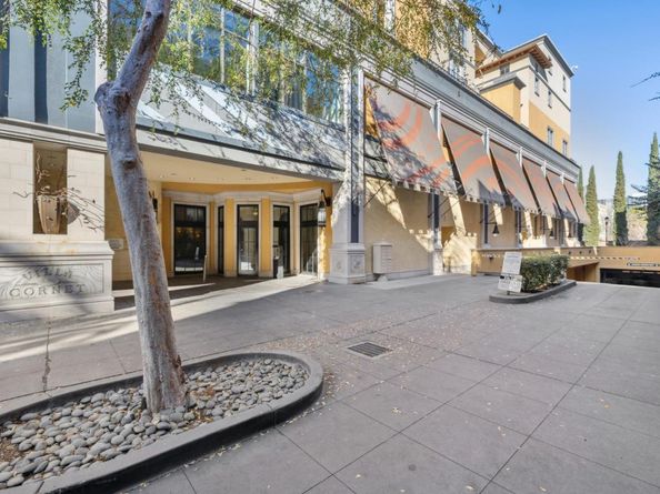 356 Santana Row 320, San Jose CA 95128