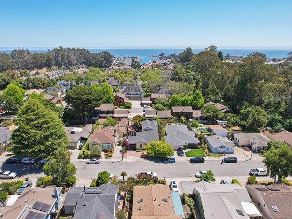 124 Glenview Street, Santa Cruz CA 95062
