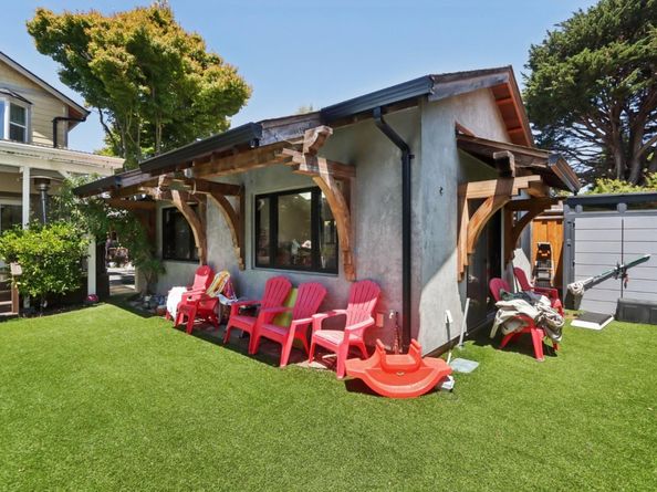 124 Glenview Street, Santa Cruz CA 95062