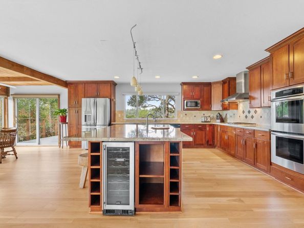 1044 Pleasant Valley Road, Aptos CA 95003