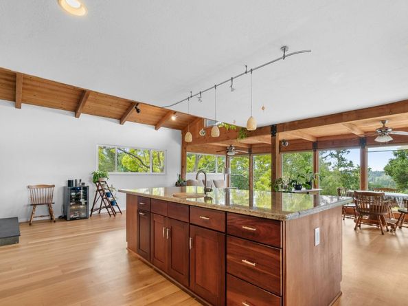 1044 Pleasant Valley Road, Aptos CA 95003
