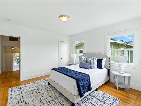 5555 Carlton Street, Oakland CA 94618