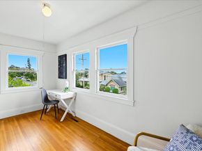 5555 Carlton Street, Oakland CA 94618