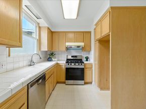 5555 Carlton Street, Oakland CA 94618
