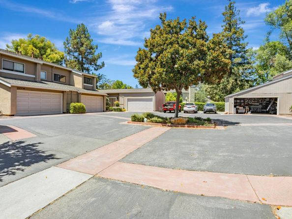 6698 Buggywhip Court, San Jose CA 95120