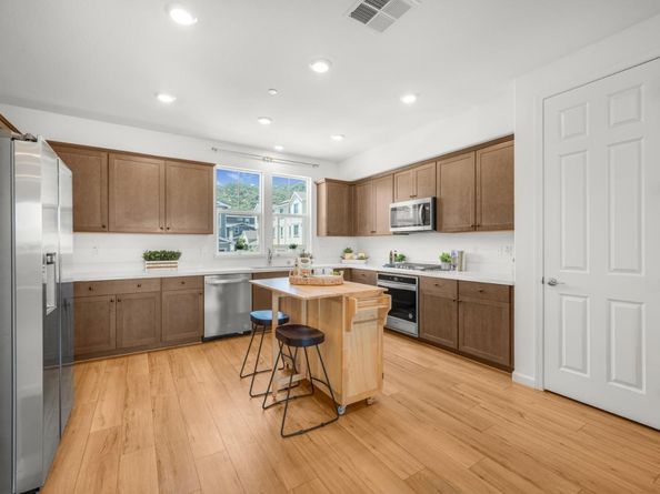 1387 Ores Way, Gilroy CA 95020