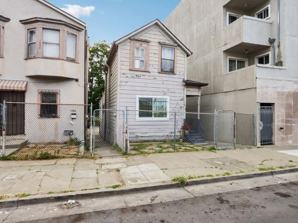 1334 E 15th Street, Oakland CA 94606