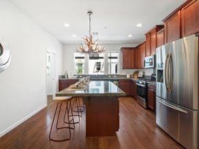 61 Montecito Vista Drive 6, San Jose CA 95111