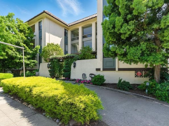 525 Almer Road 309, Burlingame CA 94010