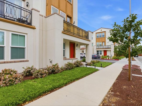 625 Los Castanos Drive, Morgan Hill CA 95037